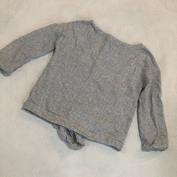 Grey & Gray tie front top - Picture 3 of 7